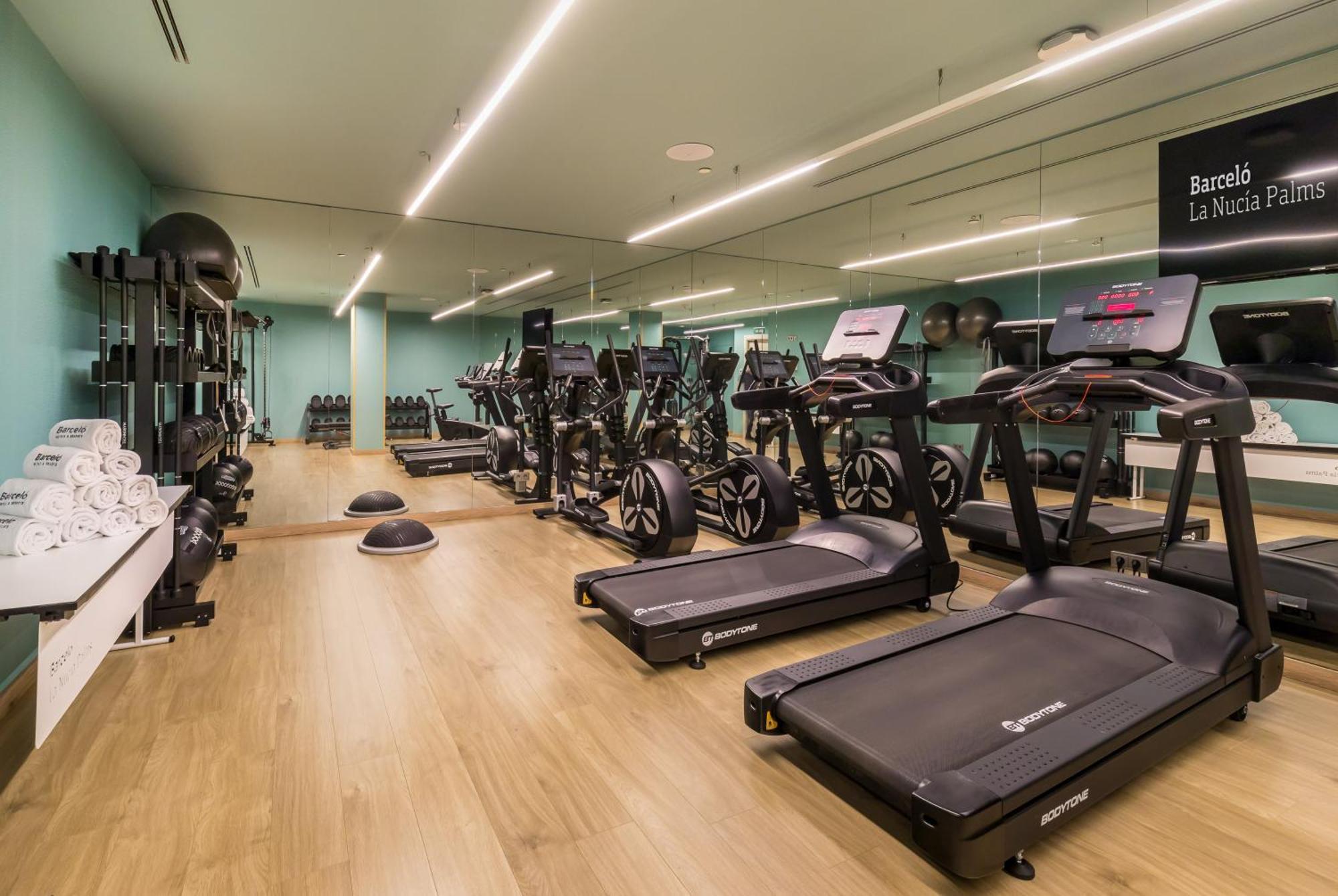 فندق Barcelo La Nucia Palms المظهر الخارجي الصورة The gym at La Varenna